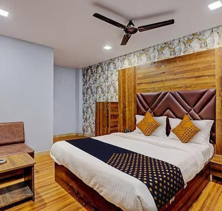 Hotel Mahi Watuwa エクステリア 写真