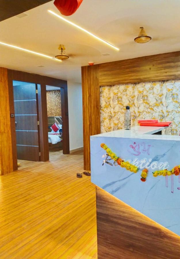 Hotel Mahi Watuwa エクステリア 写真